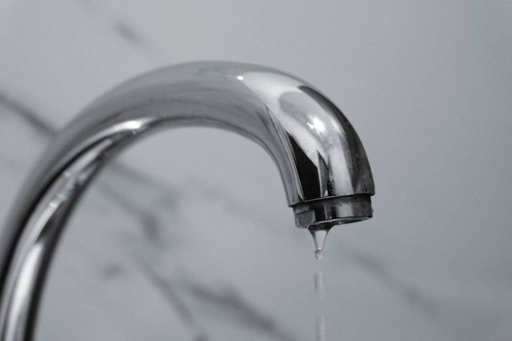 Faucet Repair & Kitchen Plumbing