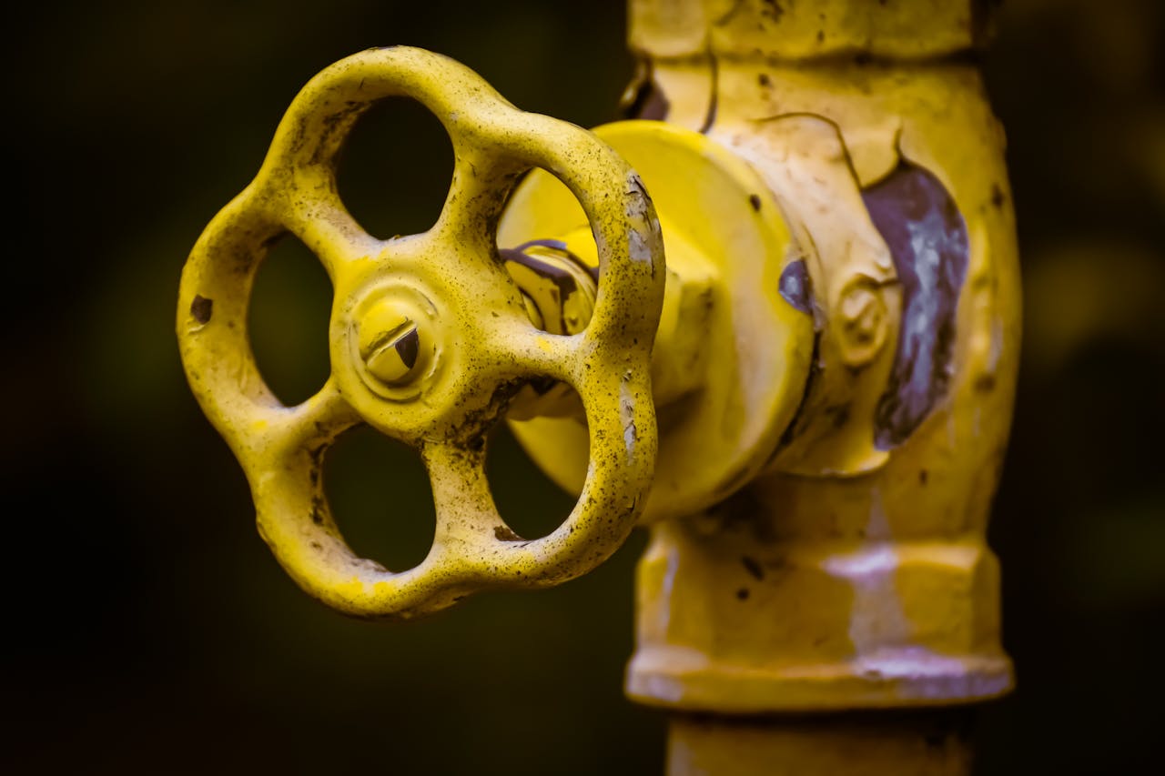 Hard Water, Mineral Buildup & Pipe Corrosion in Santa Rosa CA