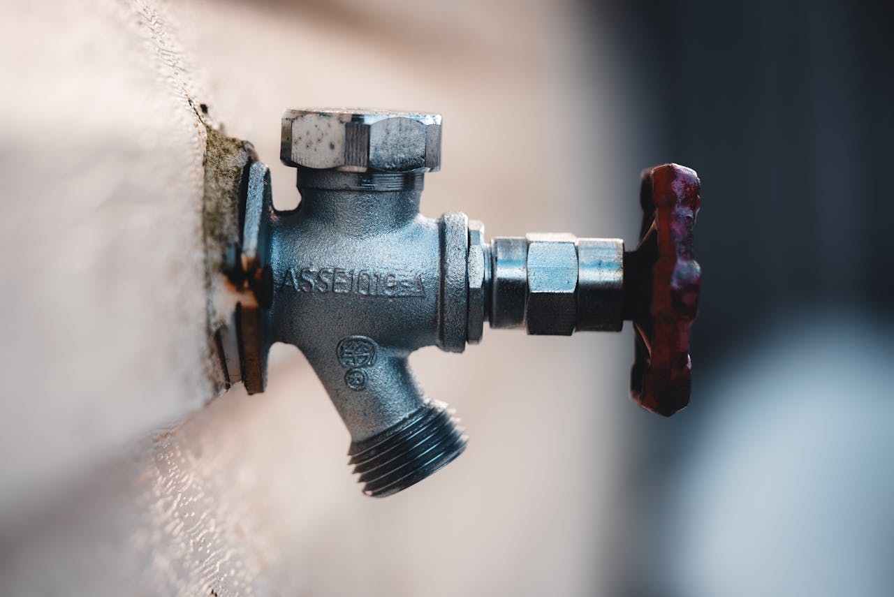 Hard Water, Mineral Buildup & Pipe Corrosion in Santa Rosa CA