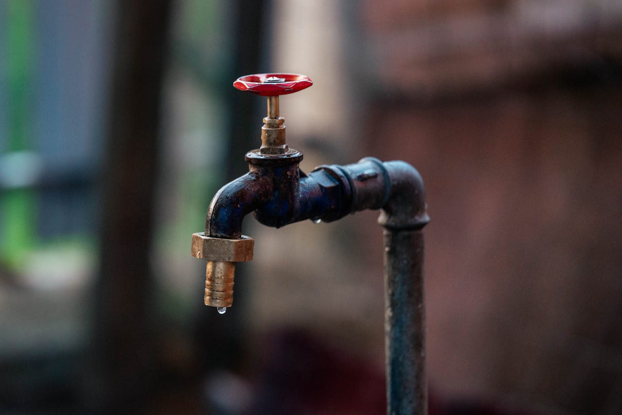 Hard Water, Mineral Buildup & Pipe Corrosion in Santa Rosa CA