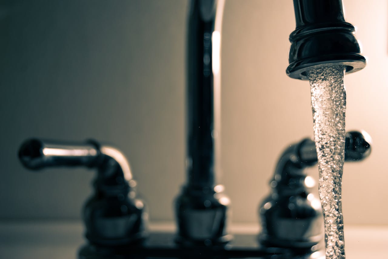 Hard Water, Mineral Buildup & Pipe Corrosion in Santa Rosa CA