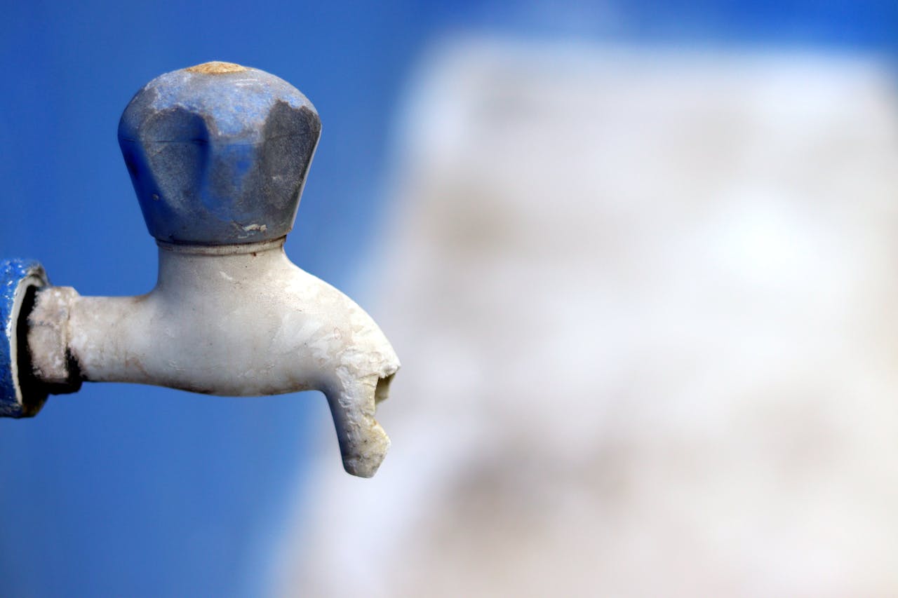Hard Water, Mineral Buildup & Pipe Corrosion in Santa Rosa CA